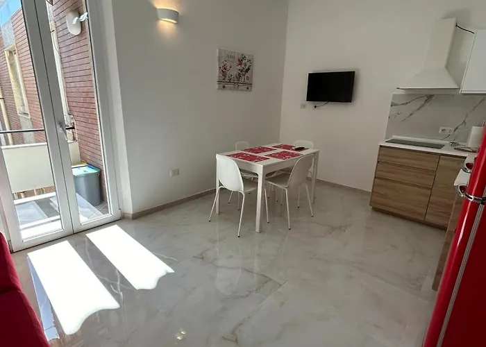 Hn-home Ninni Gestione Hc Claudia