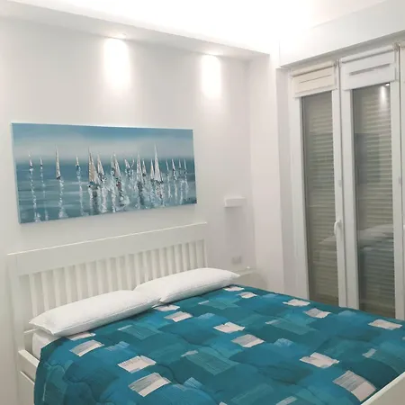 Hn-home Ninni Gestione Hc Claudia *