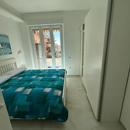 Hn-home Ninni Gestione Hc Claudia *