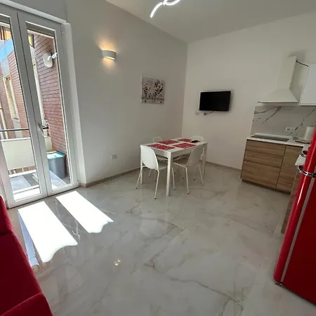 Hn-home Ninni Gestione Hc Claudia