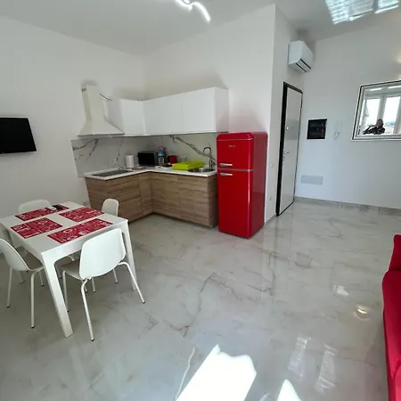 Hn-home Ninni Gestione Hc Claudia Apartment